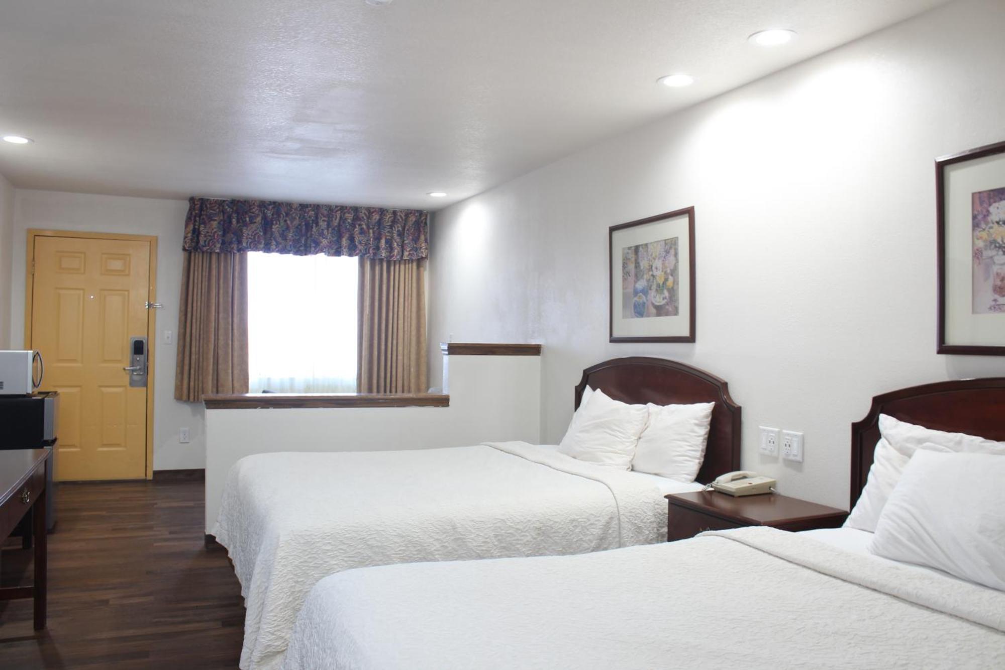 Rodeway Inn Tucumcari Exterior photo